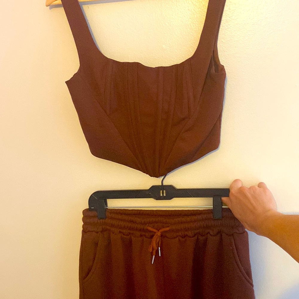 Matching brown bustier & sweat pants set